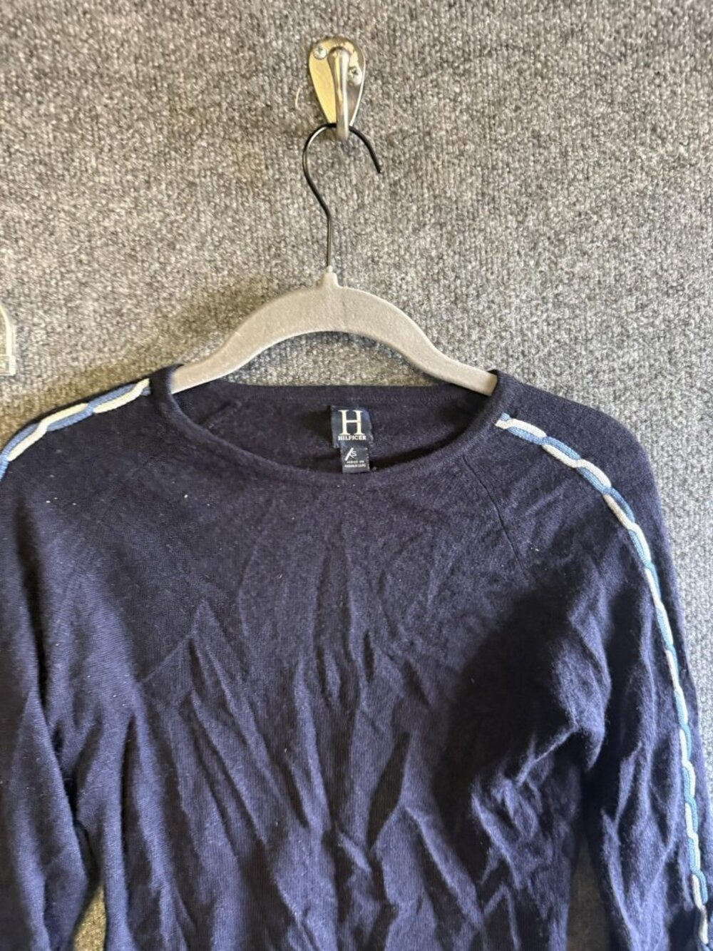 Hilfiger Sweater Womens XS Blue Lightweight Silk Cashmere 3/4 Raglan Knit - Picture 2 of 5